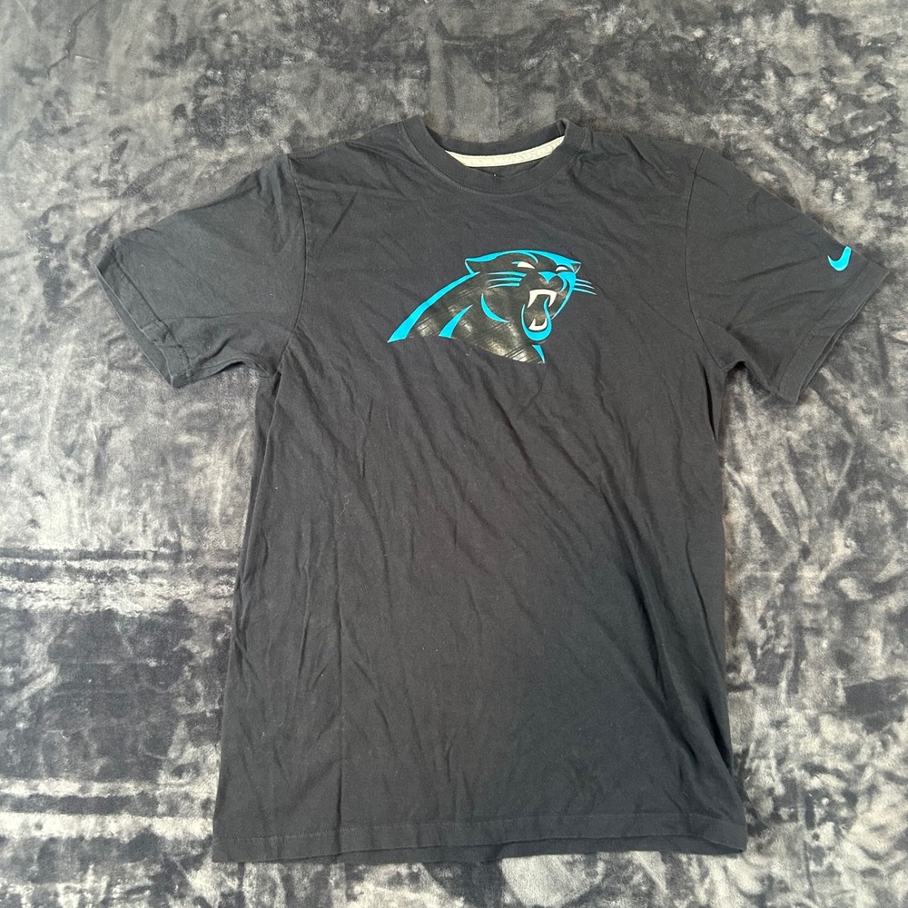 Nike T-Shirt Mens Medium Black Carolina Panthers NFL Graphic Tee Short Sleeve